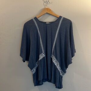 AKEMI + KIN Loose, flowy light blue linen blouse, Size small